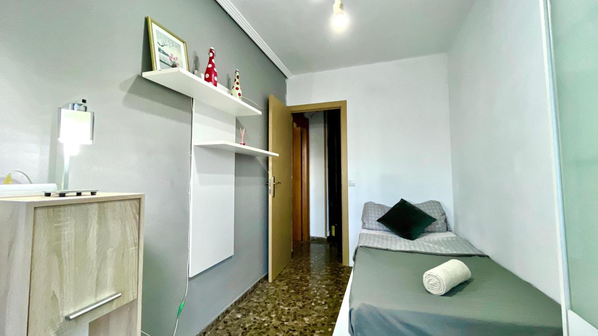 Apartamento Compartido Con Vista Al Puerto Valencia Διαμέρισμα Εξωτερικό φωτογραφία