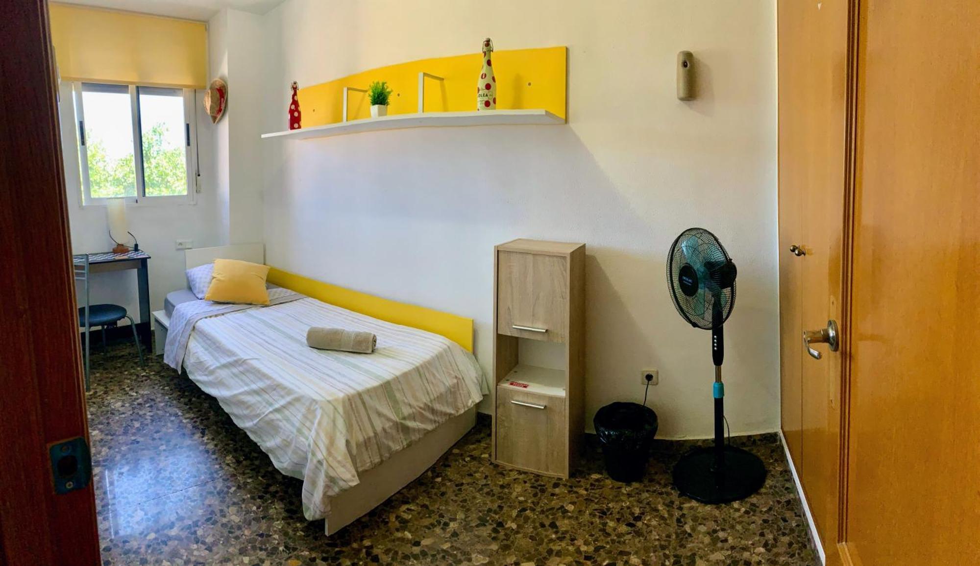 Apartamento Compartido Con Vista Al Puerto Valencia Διαμέρισμα Εξωτερικό φωτογραφία